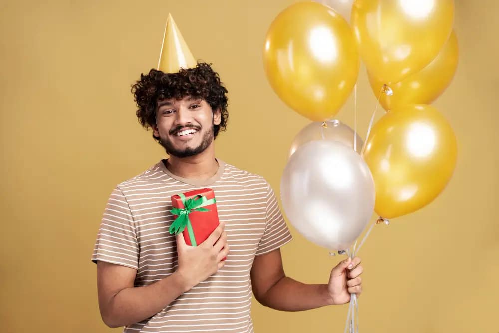 Folga no aniversário projeto de lei pode garantir direito remunerado aos trabalhadores