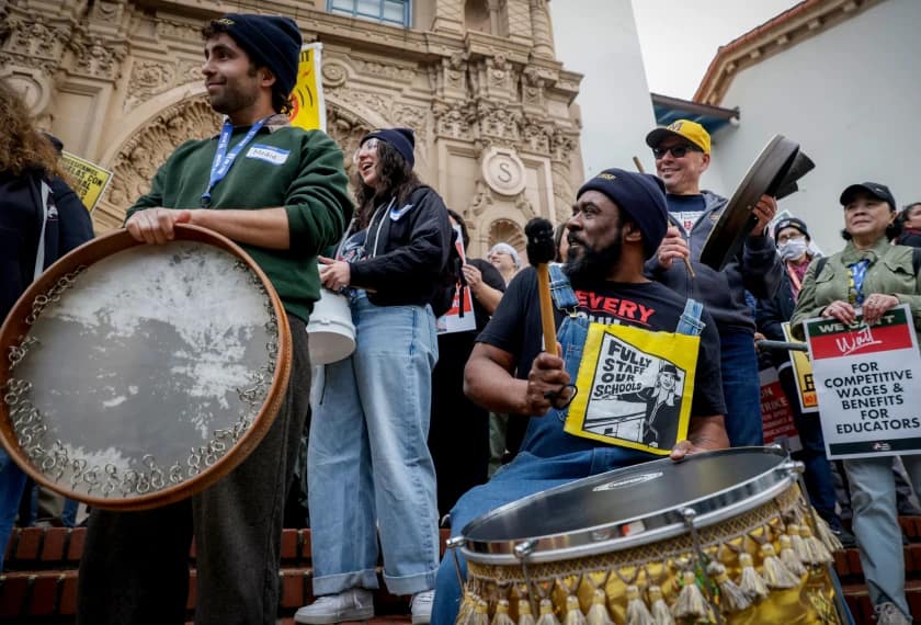 O que a greve dos educadores de São Francisco ensina aos sindicatos brasileiros. Crédito: Brontë Wittpenn/San Francisco Chronicle via AP